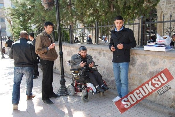 KIZILCAHAMAM MERHUM LİDERİNİ KABRİ BAŞINDA ANDI