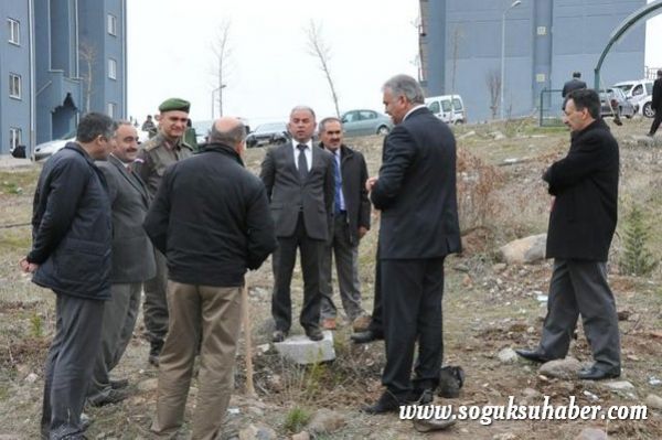 KIZILCAHAMAM'DA 400 ÇAM FİDANI TOPRAKLA BULUŞTU