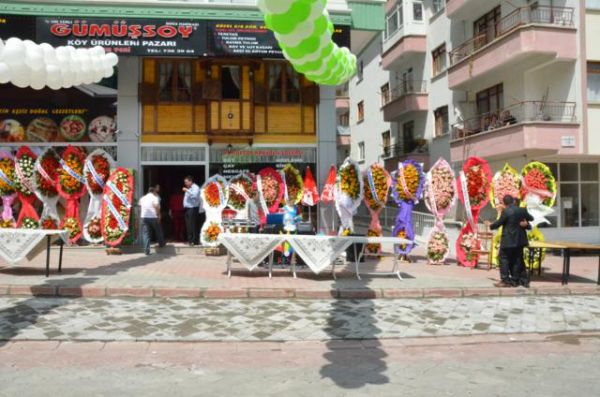 GÜMÜŞSOY KAHVALTI SOFRASINI AÇTI